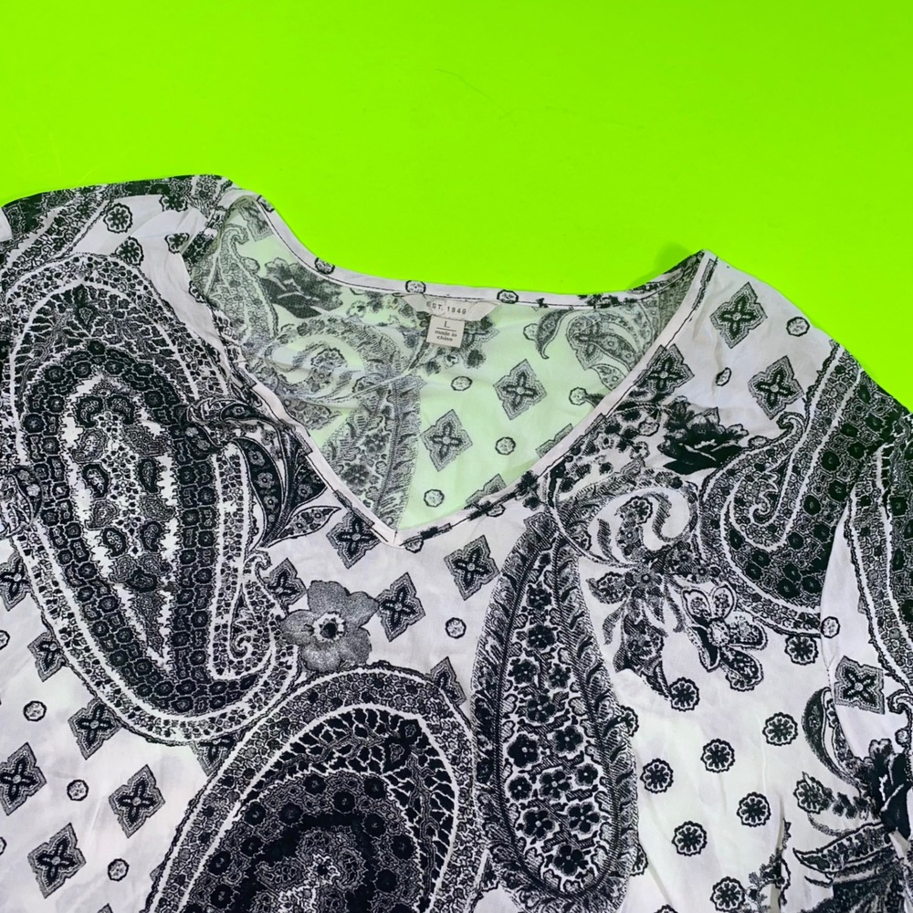 EST 1946 Black White Paisley Print V Neck Bell Sleeve Tunic Top Blouse Womens‎ L